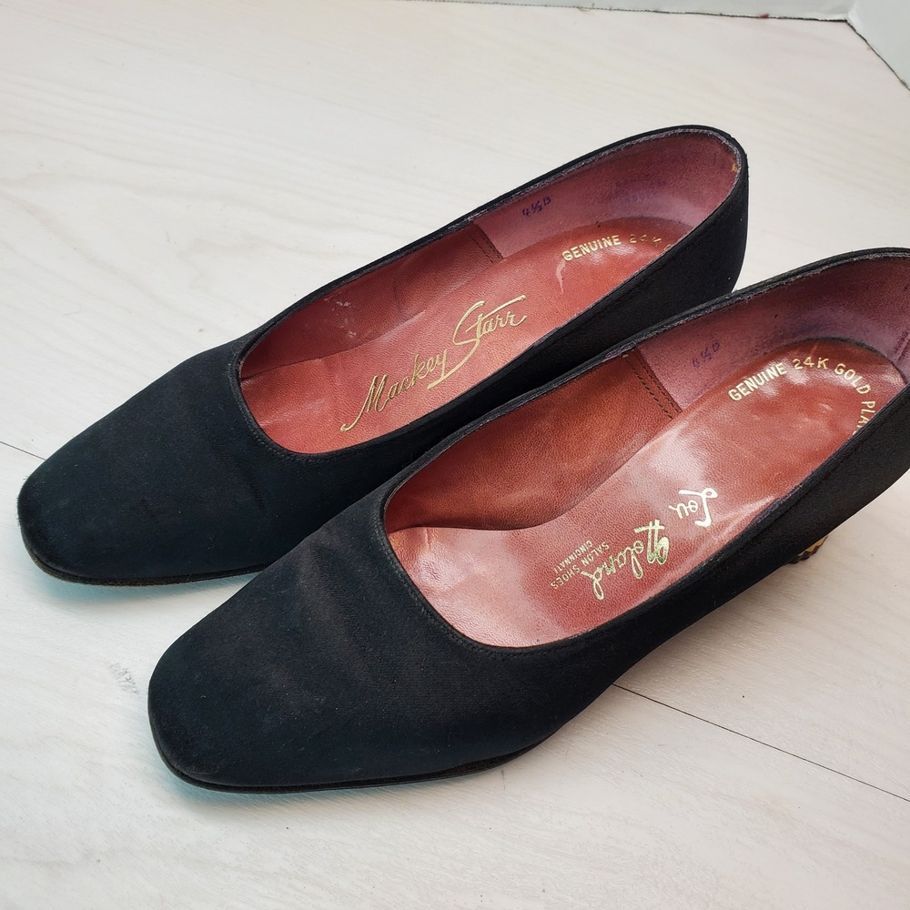 Mackey Starr Lou Holland Black Fabric Pumps with Gold Plated‎ Heel Size 4 1/2 B